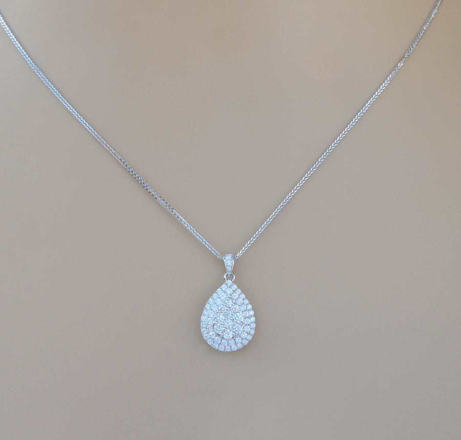 0.90ct Diamond Teardrop Pendant Necklace 18k White Gold