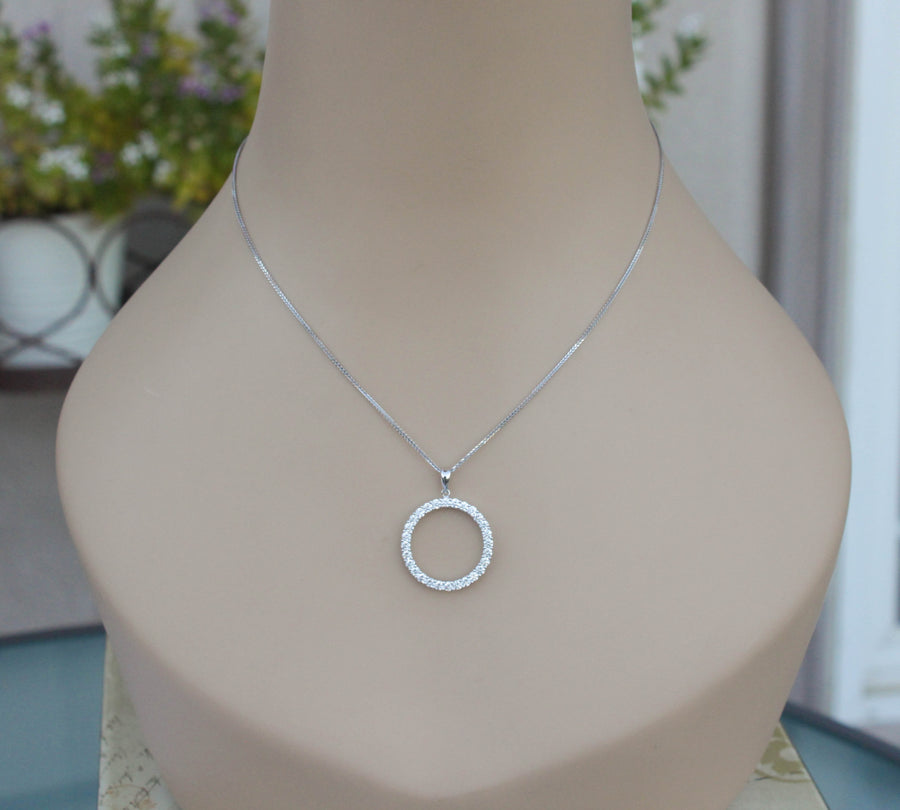 1.50ct Diamond Circle Pendant Necklace 18k White Gold