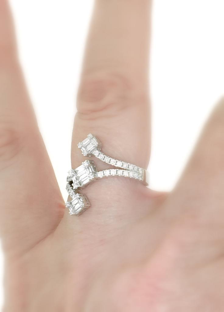 0.95ct Baguette Diamond Ring 18k White Gold Band