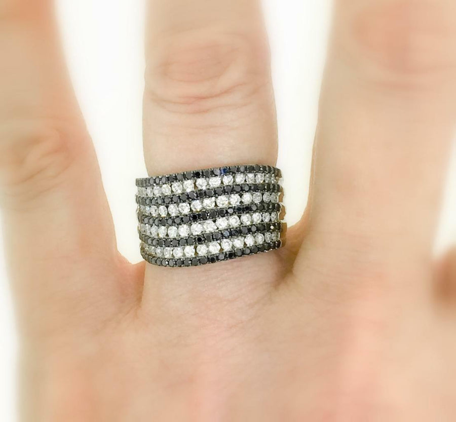 1.70ct Black and White Diamond Ring 18k White Gold Band