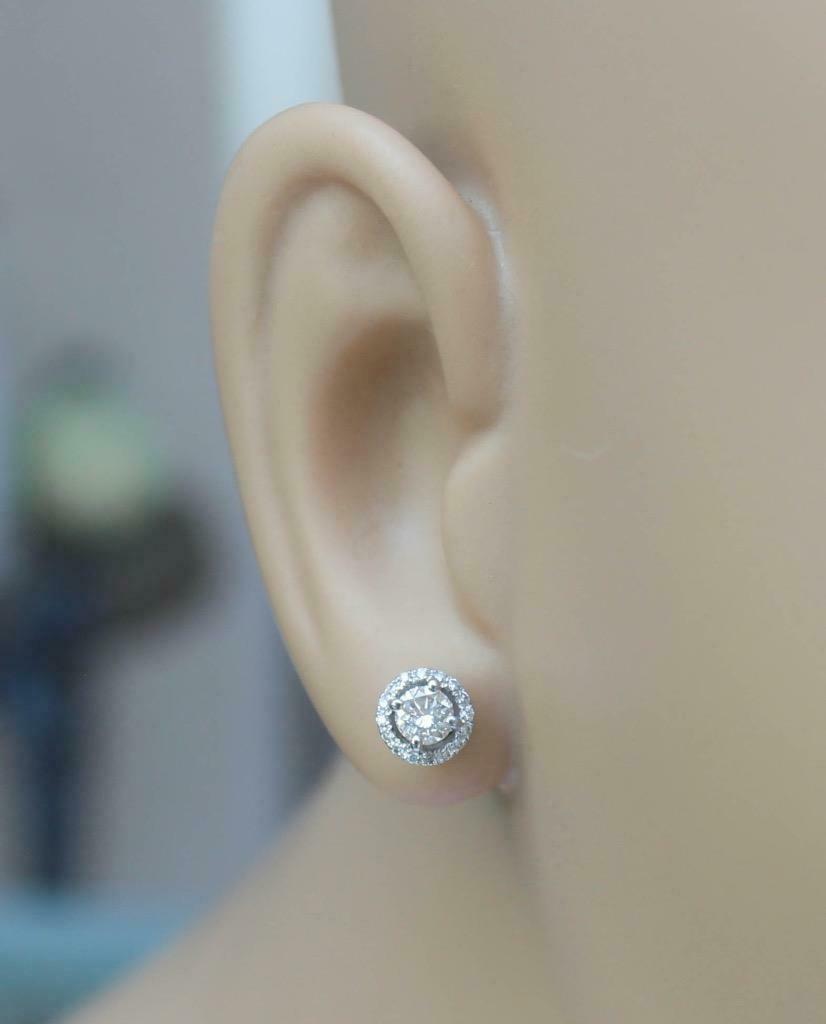 0.50ct Diamond Halo Stud Earrings 18k White Gold 6mm
