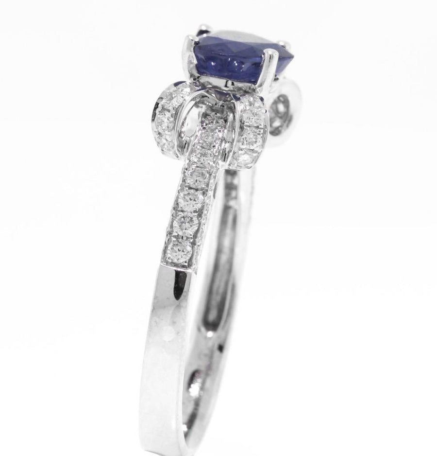 2ct Heart Sapphire and Diamond Ring 18k White Gold
